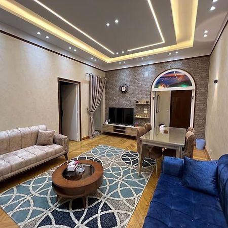 Luxury Apartment Downtown Il Cairo Esterno foto