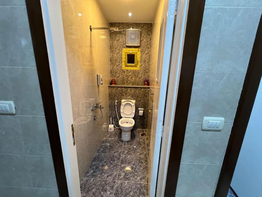 Luxury Apartment Downtown Il Cairo Esterno foto
